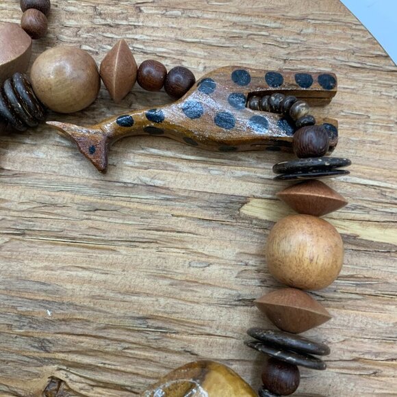 Hand Carved African Vintage Wooden Beaded Elephant Lion Giraffe Necklace - Picture 6 of 10